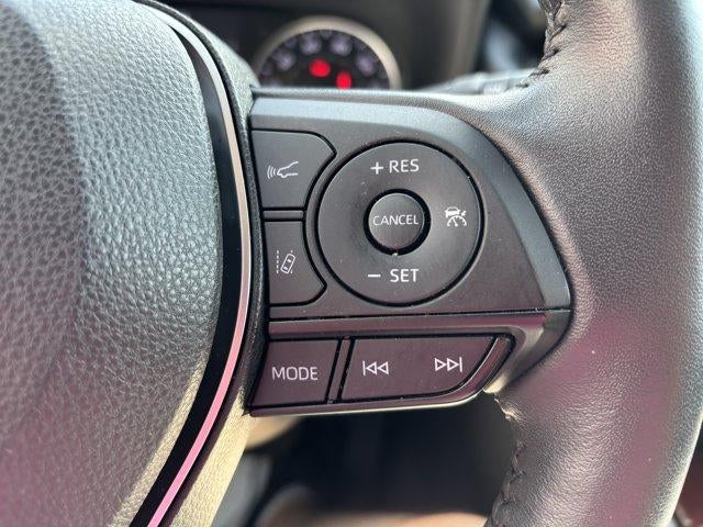 2022 Toyota RAV4 Hybrid XLE Premium AWD (Natl)