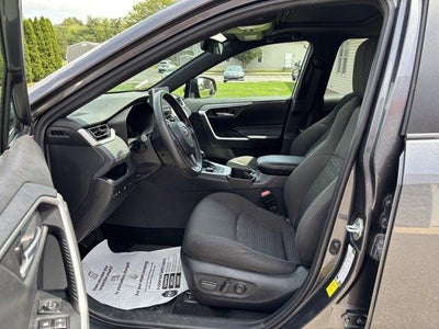 2023 Toyota RAV4 Hybrid SE AWD (Natl)