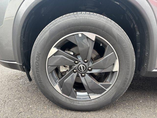 2024 Nissan Rogue AWD SV