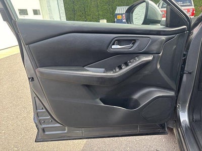 2025 Nissan Rogue AWD SV