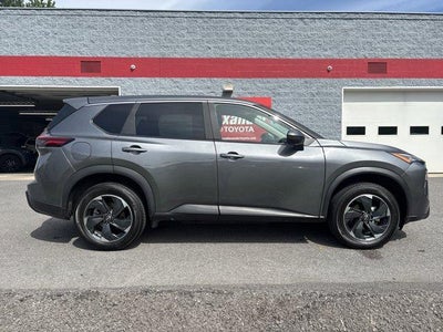 2025 Nissan Rogue AWD SV