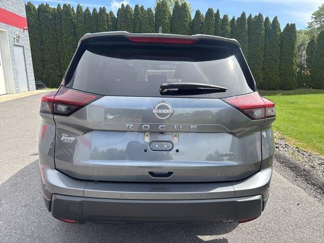 2025 Nissan Rogue AWD SV