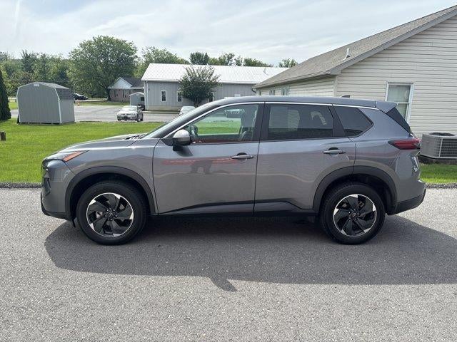 2025 Nissan Rogue AWD SV