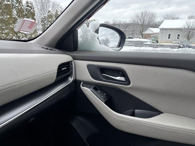 2024 Nissan Rogue AWD SV