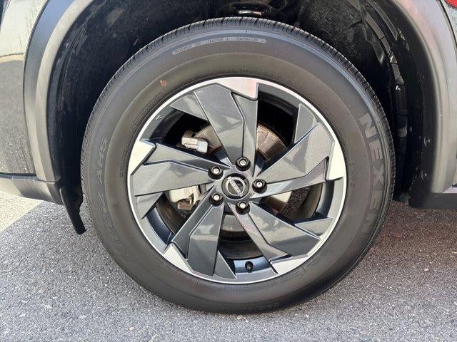 2025 Nissan Rogue AWD SV