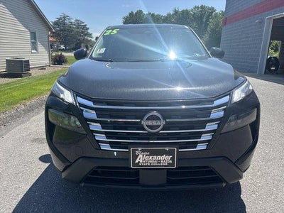2025 Nissan Rogue AWD SV
