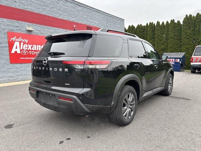 2025 Nissan Pathfinder SV 4WD