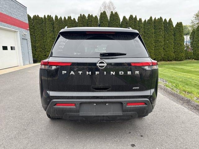 2025 Nissan Pathfinder SV 4WD