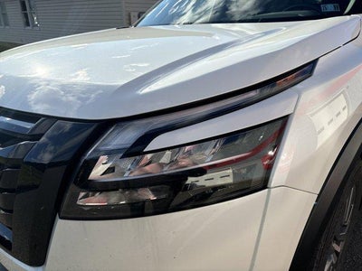 2024 Nissan Pathfinder SV 4WD