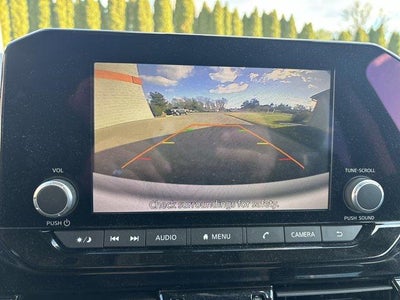 2024 Nissan Pathfinder SV 4WD