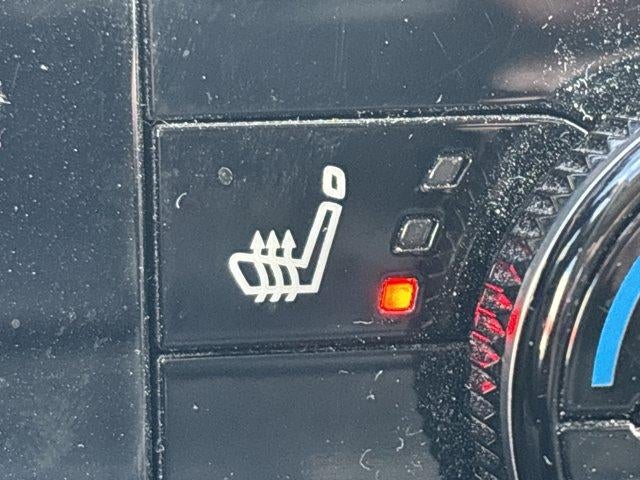 2024 Nissan Pathfinder SV 4WD