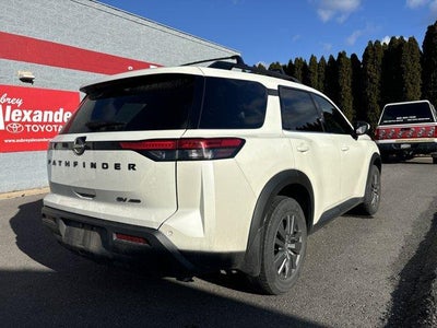 2024 Nissan Pathfinder SV 4WD