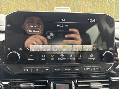 2024 Nissan Pathfinder SL 4WD