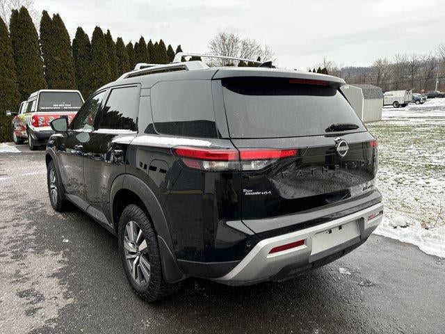 2024 Nissan Pathfinder SL 4WD