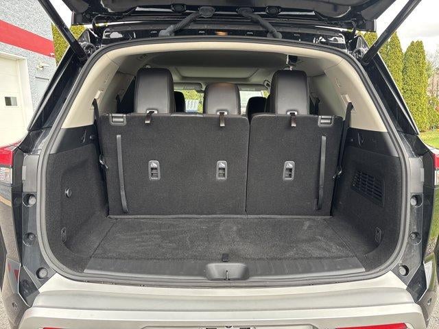 2025 Nissan Pathfinder SL 4WD