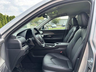2025 Toyota Grand Highlander XLE AWD (Natl)