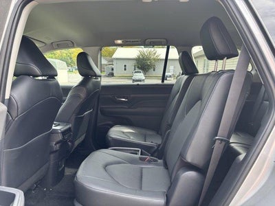 2025 Toyota Grand Highlander XLE AWD (Natl)