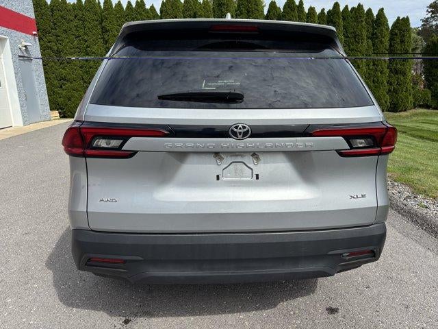 2025 Toyota Grand Highlander XLE AWD (Natl)