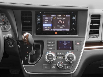 2017 Toyota Sienna XLE Premium AWD 7-Passenger (Natl)
