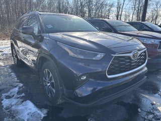 2022 Toyota Highlander XLE AWD (Natl)