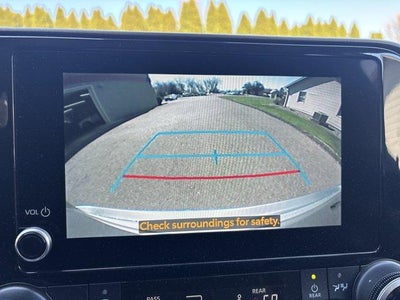 2024 Toyota Highlander LE AWD (SE)