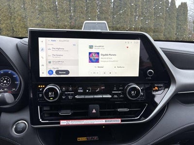 2026 Toyota Highlander Platinum AWD (Natl)