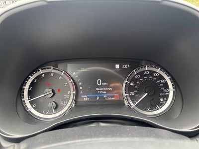 2024 Toyota Highlander LE AWD (SE)