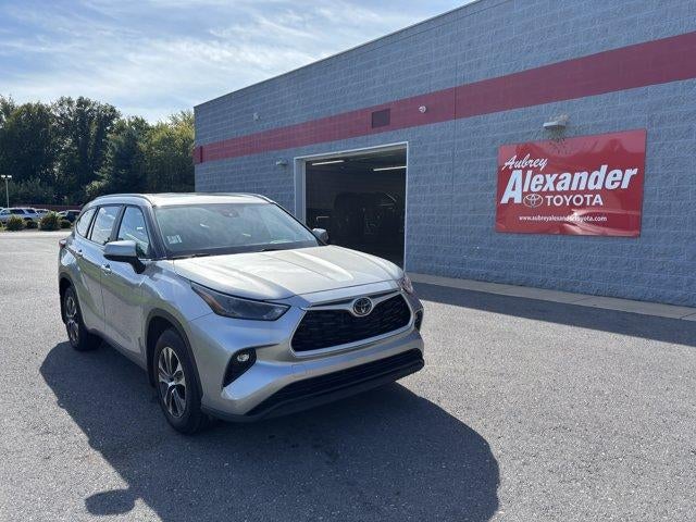 2024 Toyota Highlander XLE AWD (Natl)