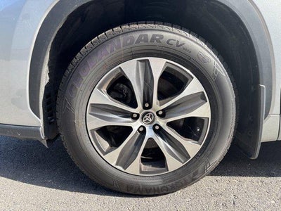 2024 Toyota Highlander XLE AWD (Natl)