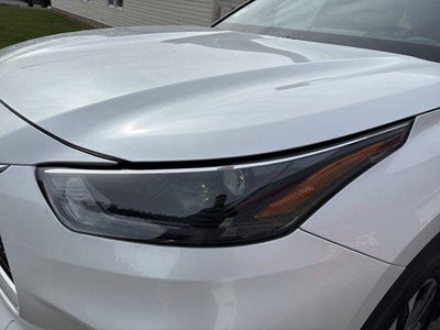 2024 Toyota Highlander LE AWD (SE)