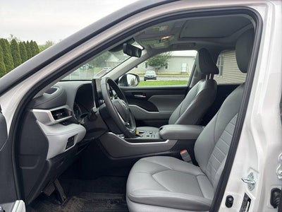 2023 Toyota Highlander XLE AWD (Natl)