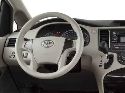 2013 Toyota Sienna 5dr 8-Pass Van V6 LE FWD (Natl)