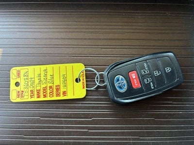 2024 Toyota Sienna LE AWD 8-Passenger (Natl)