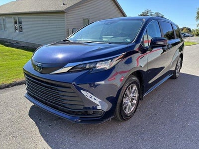 2024 Toyota Sienna LE AWD 8-Passenger (Natl)