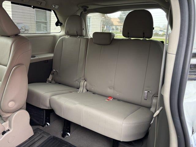 2020 Toyota Sienna XLE Premium FWD 8-Passenger (Natl)