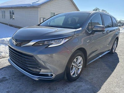 2026 Toyota Sienna Limited AWD 7-Passenger (GS)