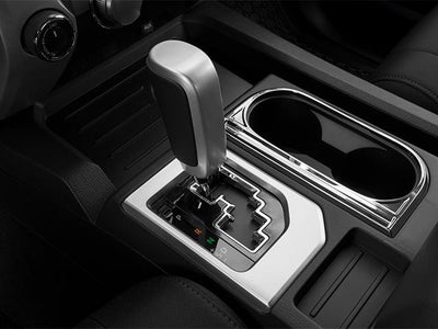 2014 Toyota Tundra 4WD Truck 4WD CrewMax Short Bed 5.7L SR5 (Natl)