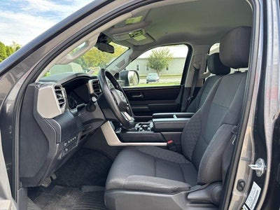 2024 Toyota Tundra 4WD 4WD SR5 CrewMax 5.5' Bed (SE)