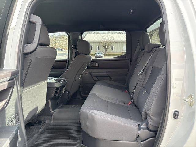 2025 Toyota Tundra 4WD 4WD SR5 CrewMax 5.5' Bed (SE)