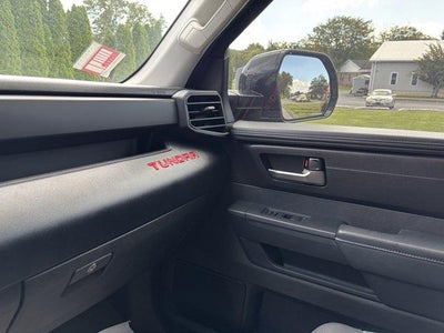 2023 Toyota Tundra 4WD 4WD SR5 CrewMax 5.5' Bed (SE)
