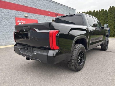 2025 Toyota Tundra 4WD 4WD SR5 CrewMax 5.5' Bed (SE)