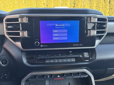 2022 Toyota Tundra 4WD 4WD SR5 CrewMax 5.5' Bed (SE)