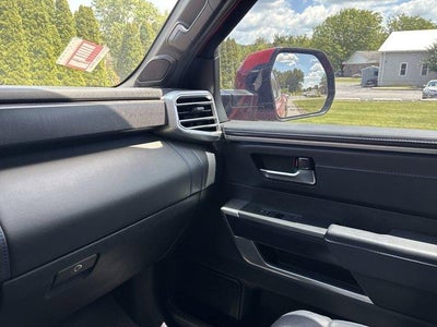 2023 Toyota Tundra 4WD 4WD Platinum Hybrid CrewMax 5.5' Bed (Natl)