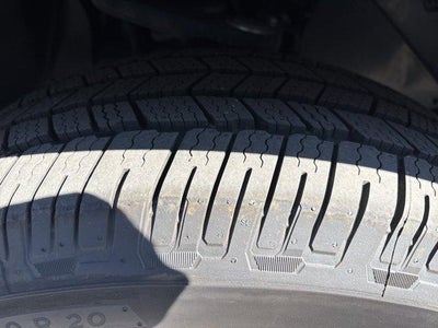 2022 Toyota Tundra 4WD 4WD Platinum Hybrid CrewMax 5.5' Bed (Natl)