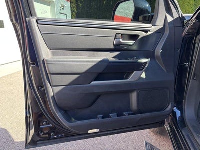 2025 Toyota Tundra 4WD 4WD Platinum Hybrid CrewMax 5.5' Bed (Natl)