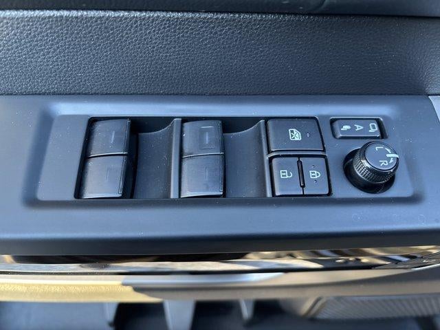 2024 Toyota Tundra 4WD 4WD Limited CrewMax 5.5' Bed (Natl)