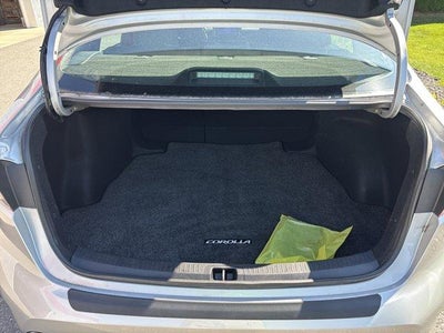 2023 Toyota Corolla SE CVT (Natl)