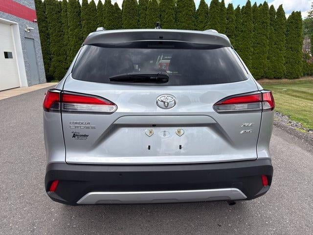 2025 Toyota Corolla Cross XLE 4WD (Natl)