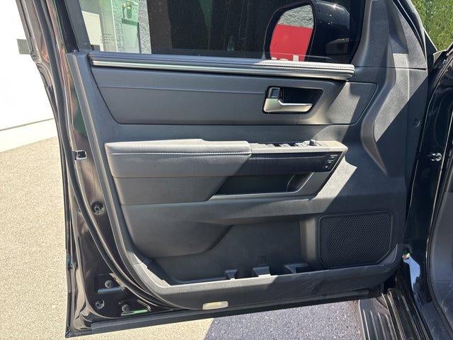 2026 Toyota Sequoia Platinum 4WD (Natl)