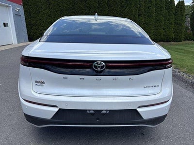 2023 Toyota Crown Limited AWD (Natl)